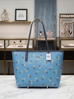 Coach City Tote in Reversible Floral Bow Print - SV/Blue Multi - Hang Tag - NWT